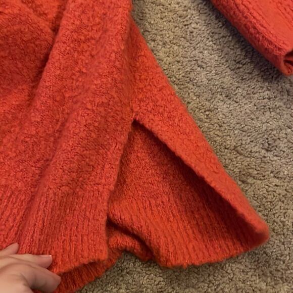 Anthropologie fuzzy sweater small - Picture 6 of 8